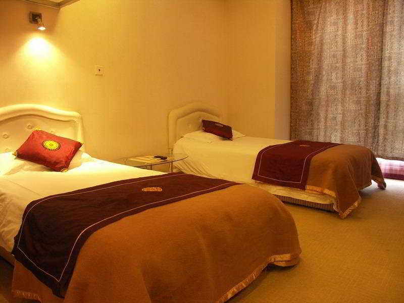 Tong Ji Garden Apartment Шанхай Стая снимка